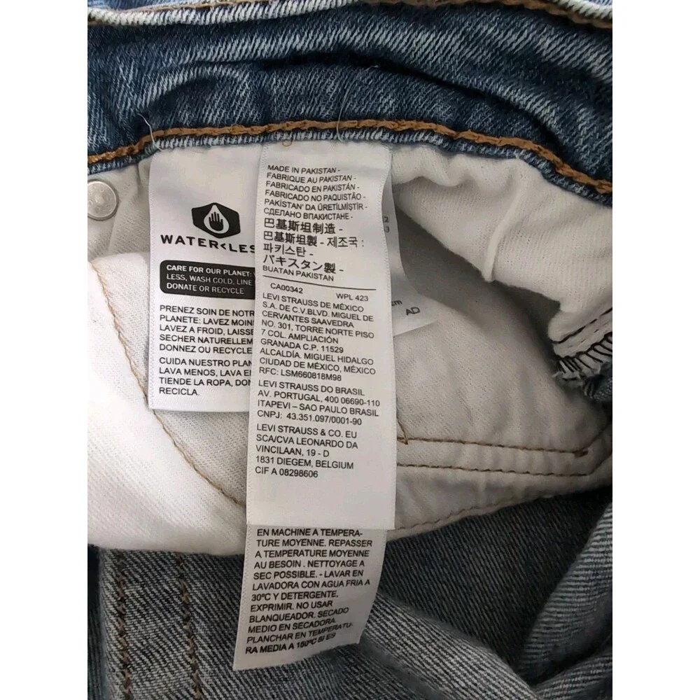 LEVI'S 559 BLUE JEANS Mens 42 x 30 Relaxed Straight LIGHT Wash Stretch